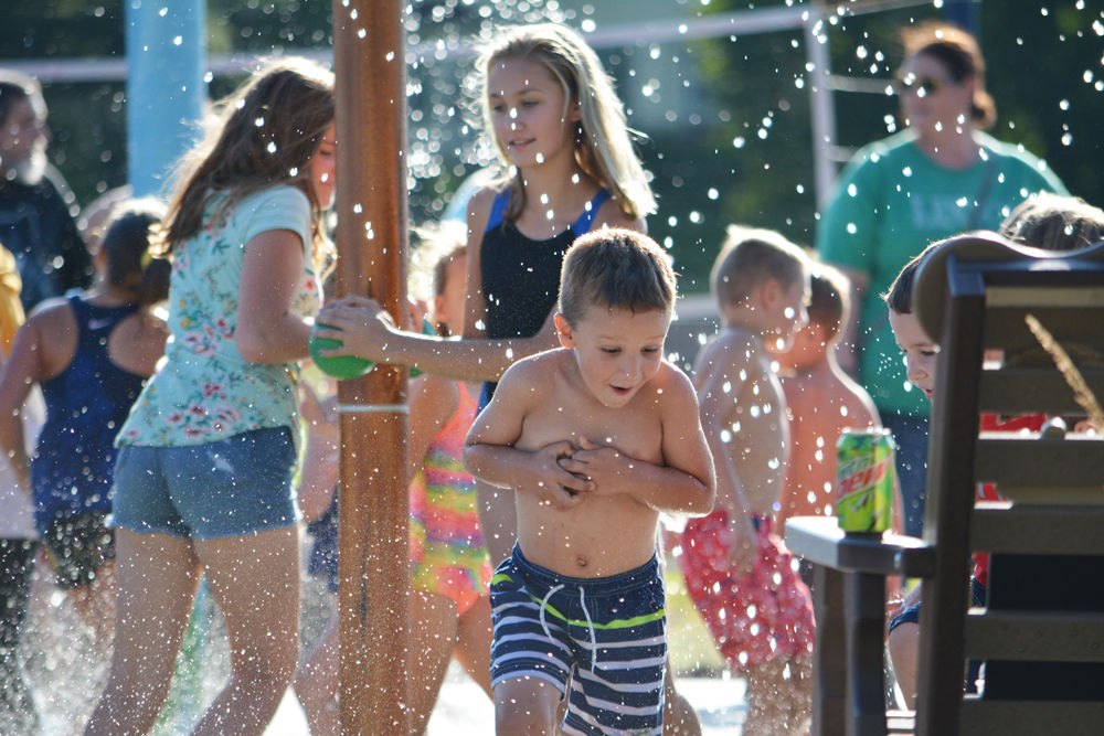 082919.Splashpad6_1.jpg